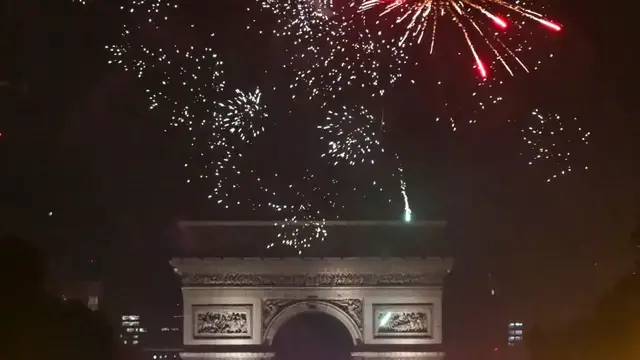 'Video thumbnail for Celebrations sweep Paris as PSG wins first Champions League title'