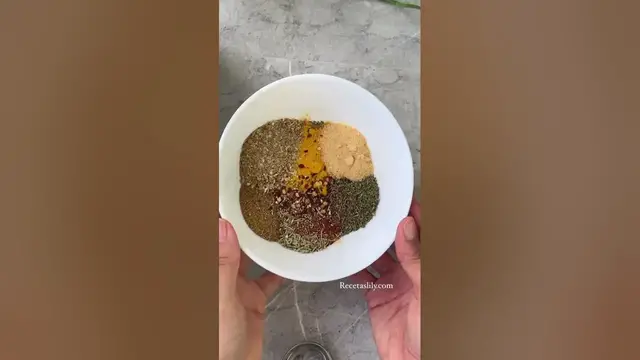 'Video thumbnail for Prepara este adobo casero y deja de comprarlos en el supermercado'