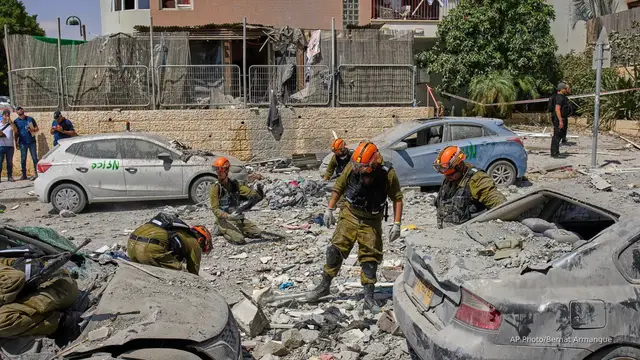 'Video thumbnail for Ceasefire unravels as Israel responds to Iranian strikes: Unbiased Updates, June 24, 2025'