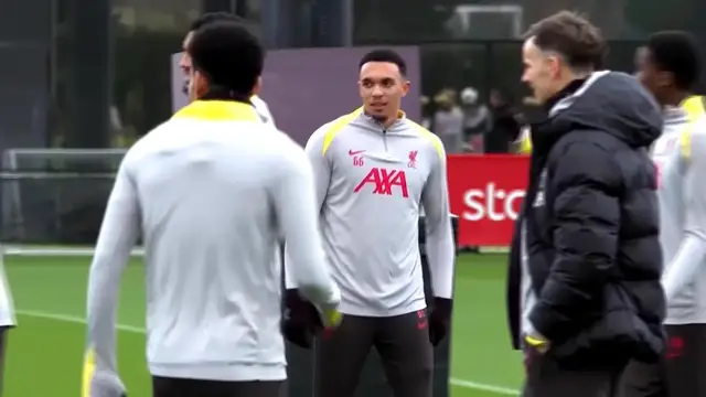 'Video thumbnail for FILE: Real Madrid agree deal to sign Alexander-Arnold ahead of Club World Cup'