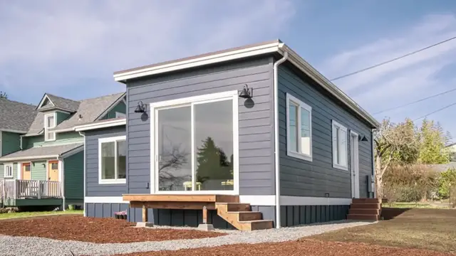 'Video thumbnail for kerry tarnow: west coast homes first look: new modular homes!'