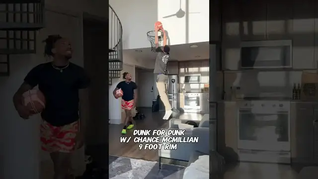 'Video thumbnail for (355) chance mcmillian vs d1 hooper: indoor basketball dunk challenge'