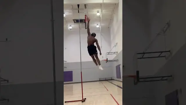 'Video thumbnail for (359) dunk training: increase vertical jump & force'