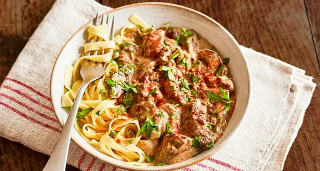 'Video thumbnail for Slow-cooker beef stroganoff'