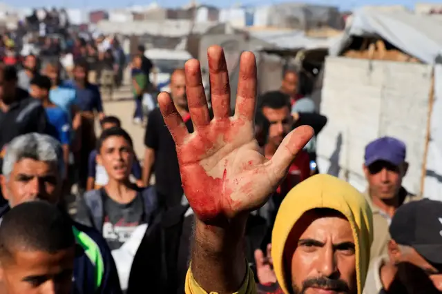 'Video thumbnail for Soldiers admit Israeli army is targeting unarmed Palestinian aid seekers'