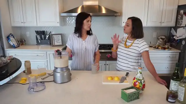 'Video thumbnail for How to Make Homemade Hummus - Simply Jocelyn'
