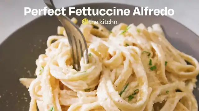 'Video thumbnail for Fettuccine Alfredo'