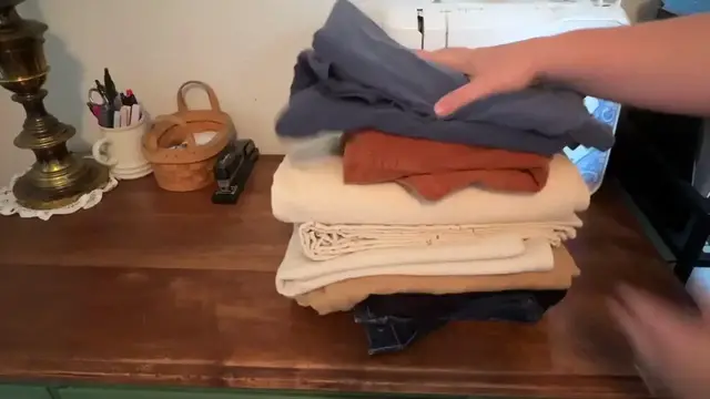 'Video thumbnail for The BRILLIANT new way people are reusing leftover fabric scraps in their living room!'
