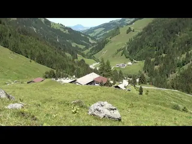 'Video thumbnail for Gerstingerjochrunde - Bergwanderung Kitzbüheler Alpen'