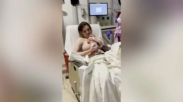 'Video thumbnail for Preemie Twins Hug As Reunited For First Time After Birth In NICU | Happily TV'