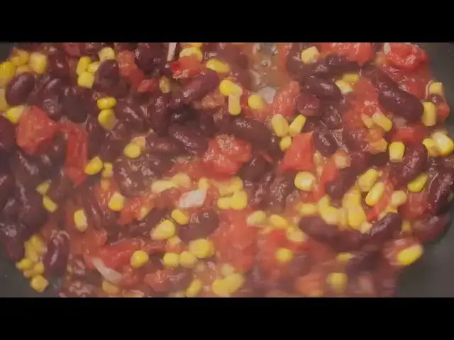 'Video thumbnail for 4 Easy One-Pan Dinner Recipes for Quick & Stress-Free Cooking!'