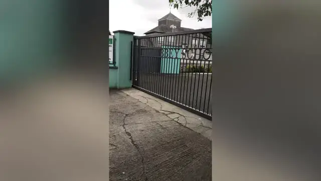'Video thumbnail for Family Take Grandpa Back To Hometown In Ireland For Final Time | Happily TV'
