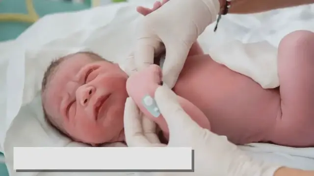 'Video thumbnail for 10 prénoms rares et élégants pour votre enfant'