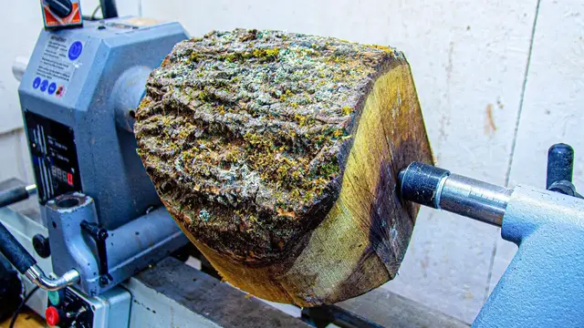 'Video thumbnail for Woodturning -  Live Edge Walnut Bowl'