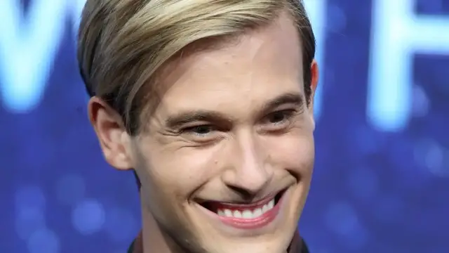 'Video thumbnail for Proof That Hollywood Medium Is Totally Fake'
