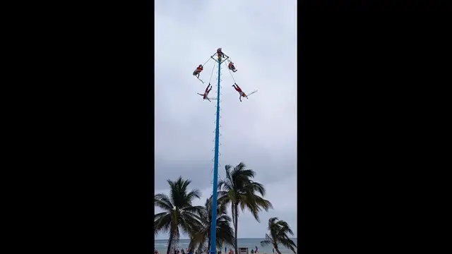 'Video thumbnail for Voladores de Papantla/ Playa del Carmen, Mexico'