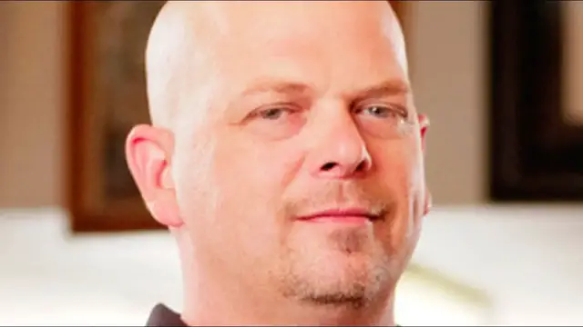 'Video thumbnail for Why Pawn Stars Is Totally Fake'