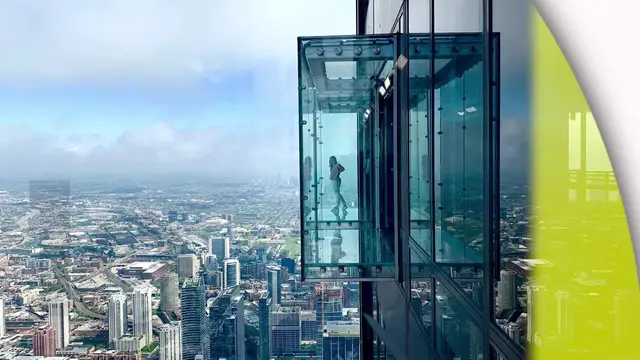'Video thumbnail for Top 10 Things to do in Chicago'