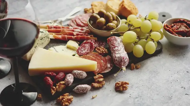 'Video thumbnail for Mediterranean Mezze Delight'