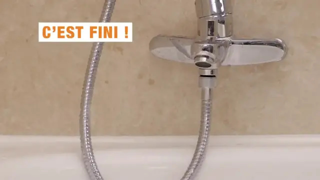 'Video thumbnail for Resceller un joint de baignoire'