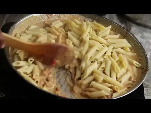 'Video thumbnail for How to Make Cajun Chicken Pasta | Easy & Creamy Weeknight Dinner Recipe'
