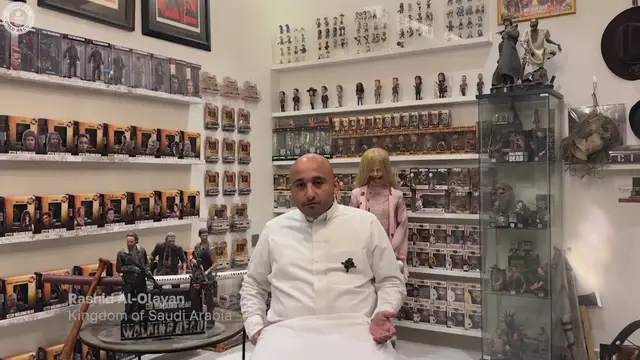 'Video thumbnail for Largest collection of The Walking Dead memorabilia'