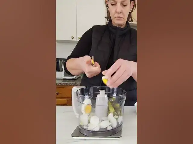 'Video thumbnail for Patê de atum á minha moda'