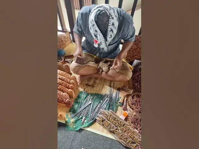 'Video thumbnail for 🐾 Incredible Balinese Woodwork by I Made 🪵✨'