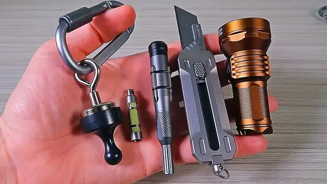 'Video thumbnail for 5 Next Level EDC Gadgets You Should Know About'