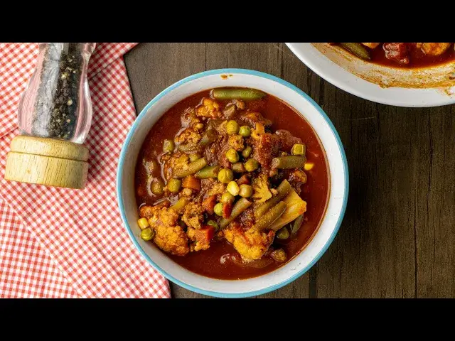 'Video thumbnail for Busy Day Soup | Easier Eats'