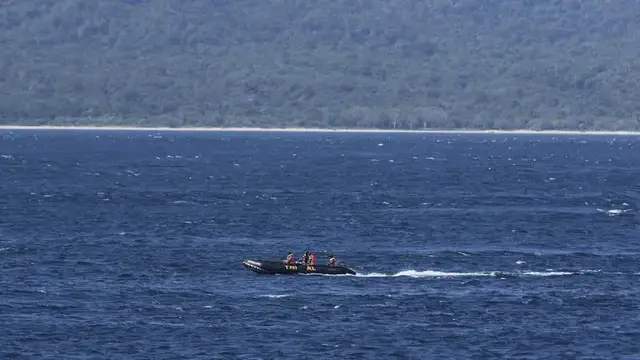 'Video thumbnail for Search continues after ferry sinks near Bali, 29 rescued, 32 still missing'