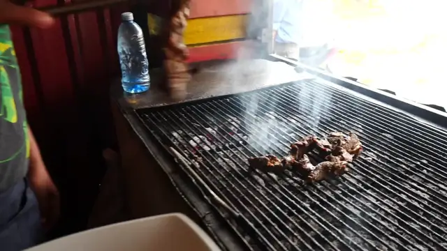 'Video thumbnail for Rustic NICARAGUAN FOOD in Masatepe!! Rooster Soup + Market Tour in Nicaragua!!'
