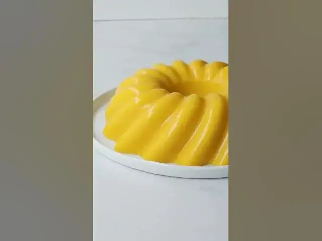 'Video thumbnail for Semifrio de manga e coco sem leite, ovo e sem glúten'
