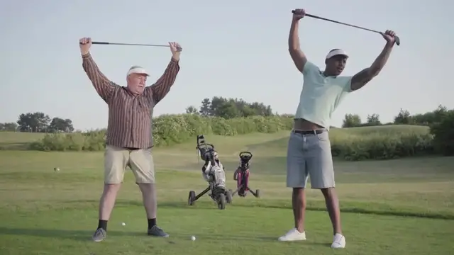'Video thumbnail for Los golfistas que desean mejorar su juego entienden que el clubfitting personalizado es esencial.'