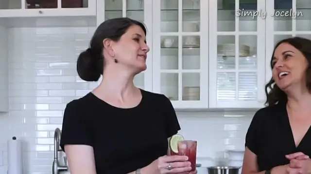 'Video thumbnail for How to Make a Cape Cod & Madras Cocktials'
