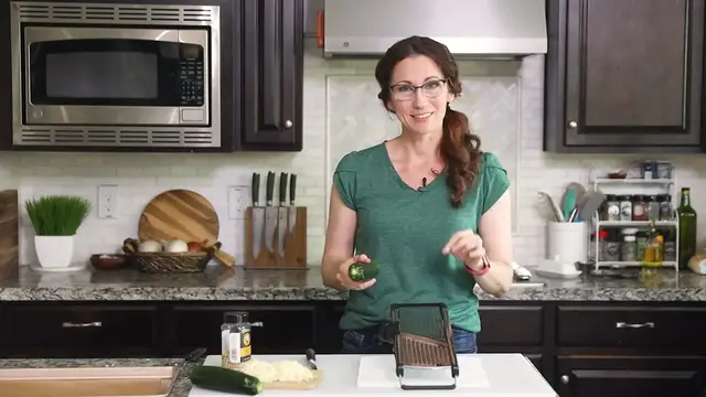 'Video thumbnail for Low-Carb Cheesy Zucchini Flatbread Sandwich Wraps _ 3-Ingredients(720P_HD)'