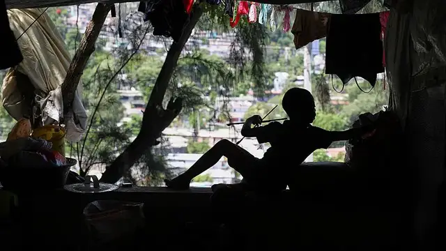 'Video thumbnail for Record number: nearly 1.3 million Haitians now internally displaced'