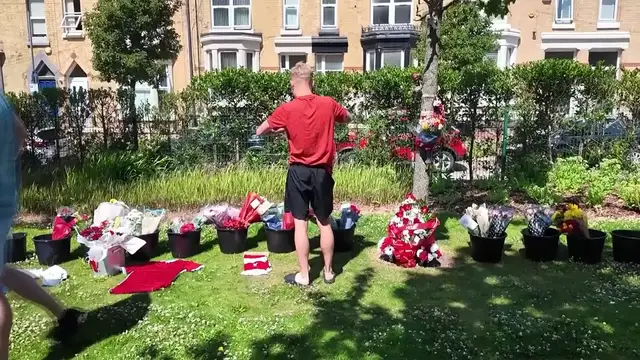 'Video thumbnail for Flowers and tributes continue to be laid at Anfield for Jota'