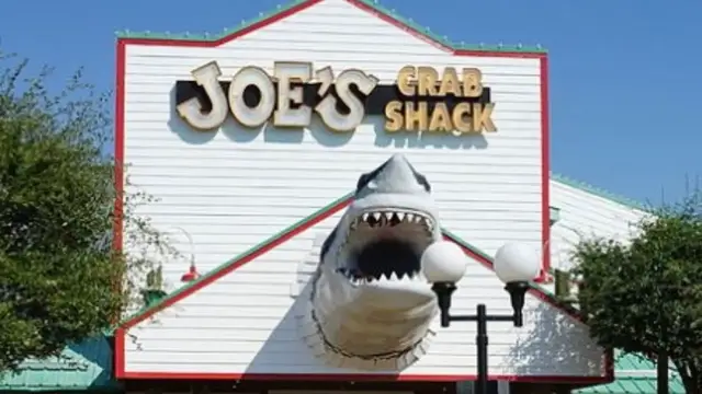 'Video thumbnail for The Real Reason Why Joe's Crab Shacks Are Disappearing'