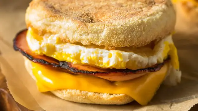 'Video thumbnail for Ranking Store Bought English Muffin Brands: There Is One Clear Winner'