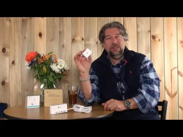'Video thumbnail for iClever Smart USB Charging Devices REVIEWED'