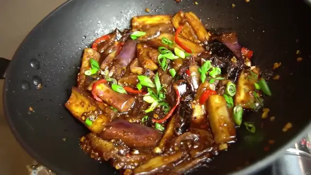 'Video thumbnail for Delicious Stir Fried Eggplant with Garlic Sauce _ Easy Chinese Recipe'