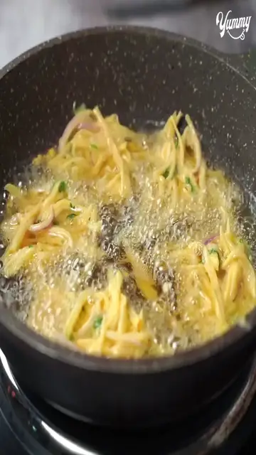 'Video thumbnail for If you have potatoes at home, then try this potato snacks recipe ¦ Potato stick pakora Recipe'