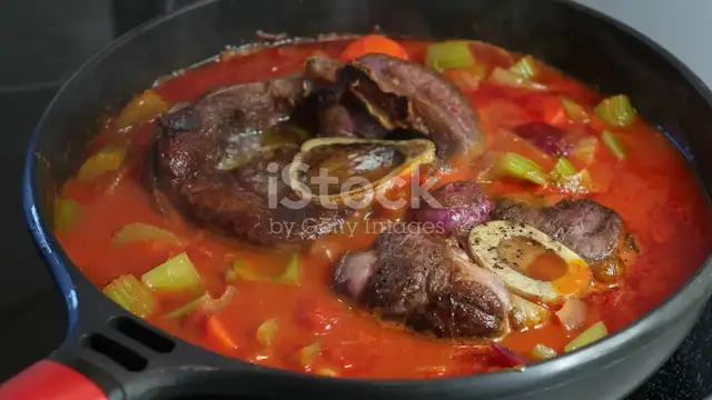 'Video thumbnail for Cuisson de la Viande  Méthodes et Conseils pour une Viande Parfaite'