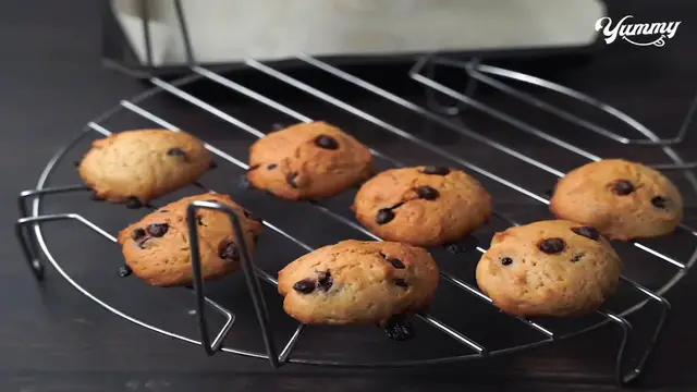 'Video thumbnail for The Best Chocolate Chip Cookies Recipe ¦ Oil Based Chocolate Chips Cookies Recipe'