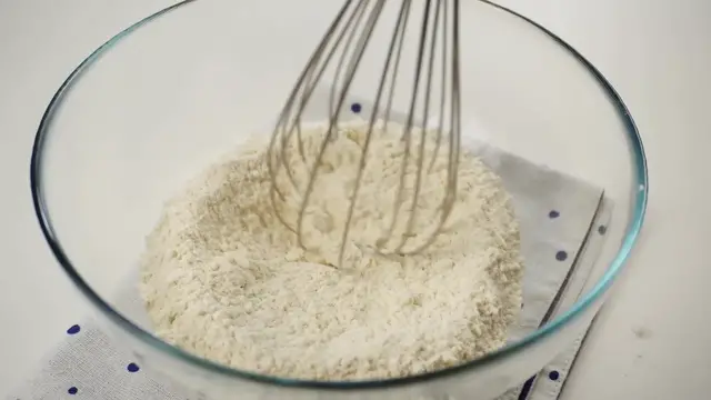 'Video thumbnail for Liquid Dough Garlic Flatbread in Just 5 Minutes!'
