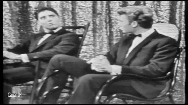 'Video thumbnail for Johnny Hallyday et Sacha Distel - Medley - 1962'