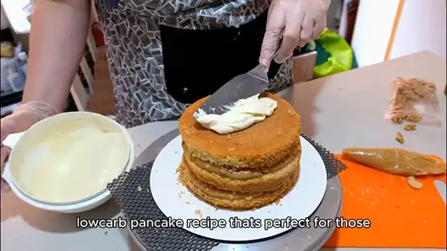 'Video thumbnail for LOW CARB PANCAKES Recipe'