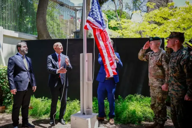 'Video thumbnail for US flag raised in Syria for first time since 2012'