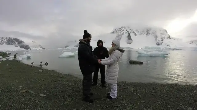 'Video thumbnail for Couple Marry In Antarctica Fulfilling Dream Of Visiting Every Continent | Happily TV'